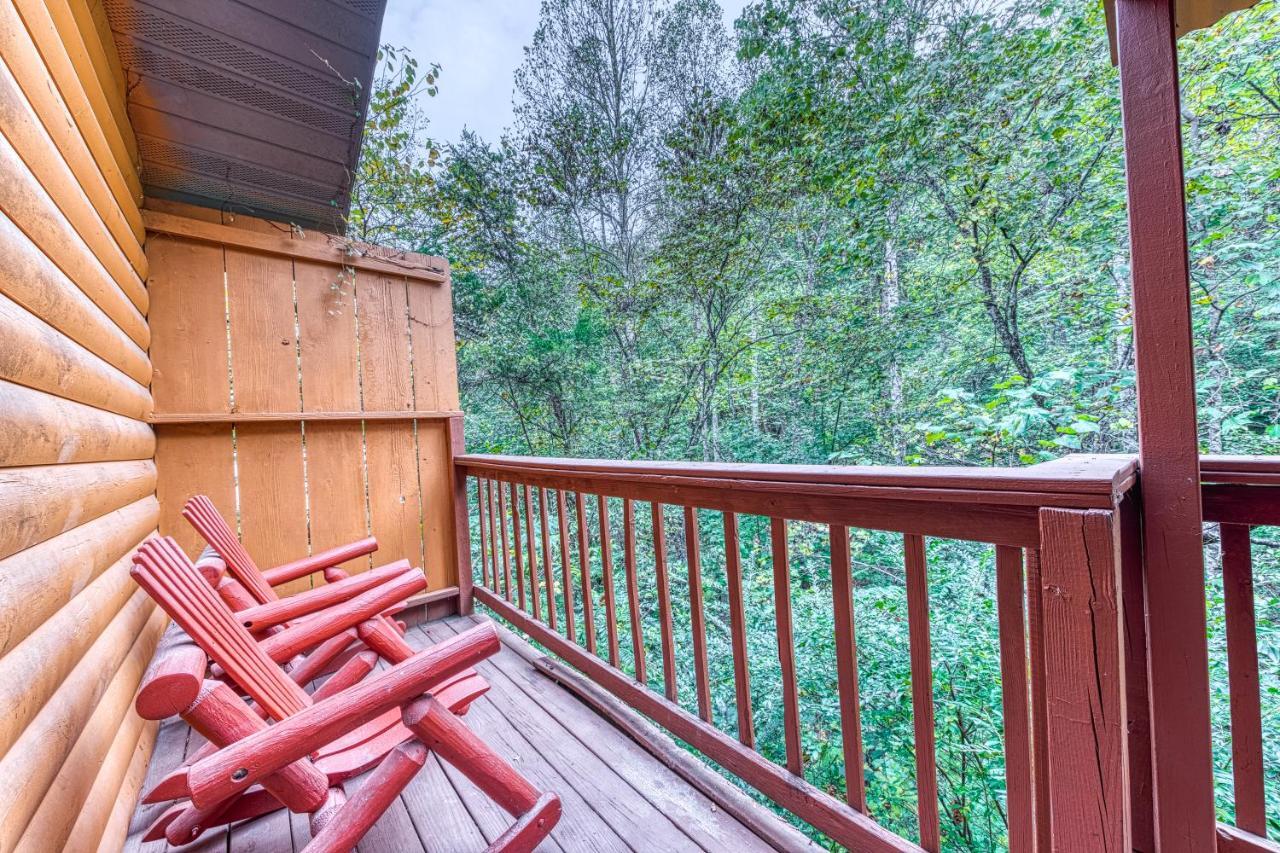 Hotel Bear Hugs Pigeon Forge Exterior foto